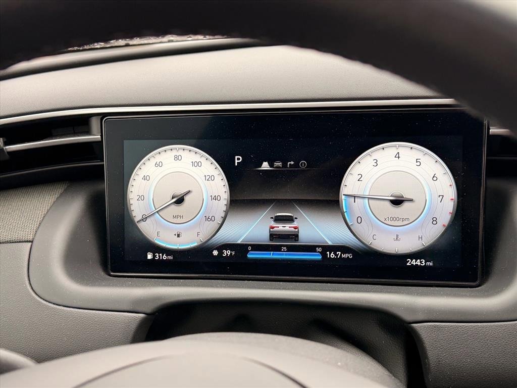 Used 2024 Hyundai Santa Cruz Limited image 22