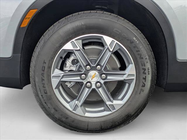 New 2025 Chevrolet Blazer LT w/ Driver Confidence Package FWD image 9