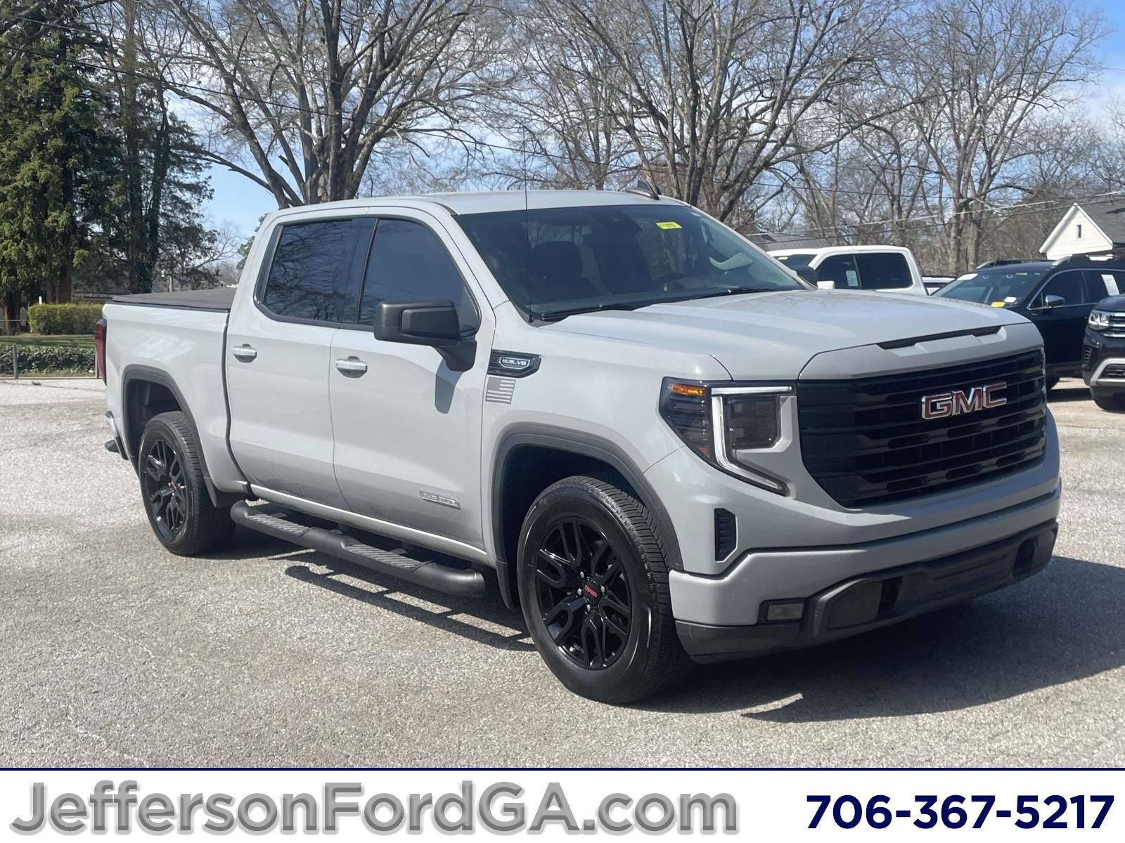 Used 2024 GMC Sierra 1500 Elevation video 1
