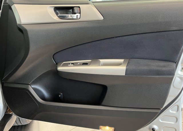 Used 2010 Subaru Forester 2.5X Limited image 17