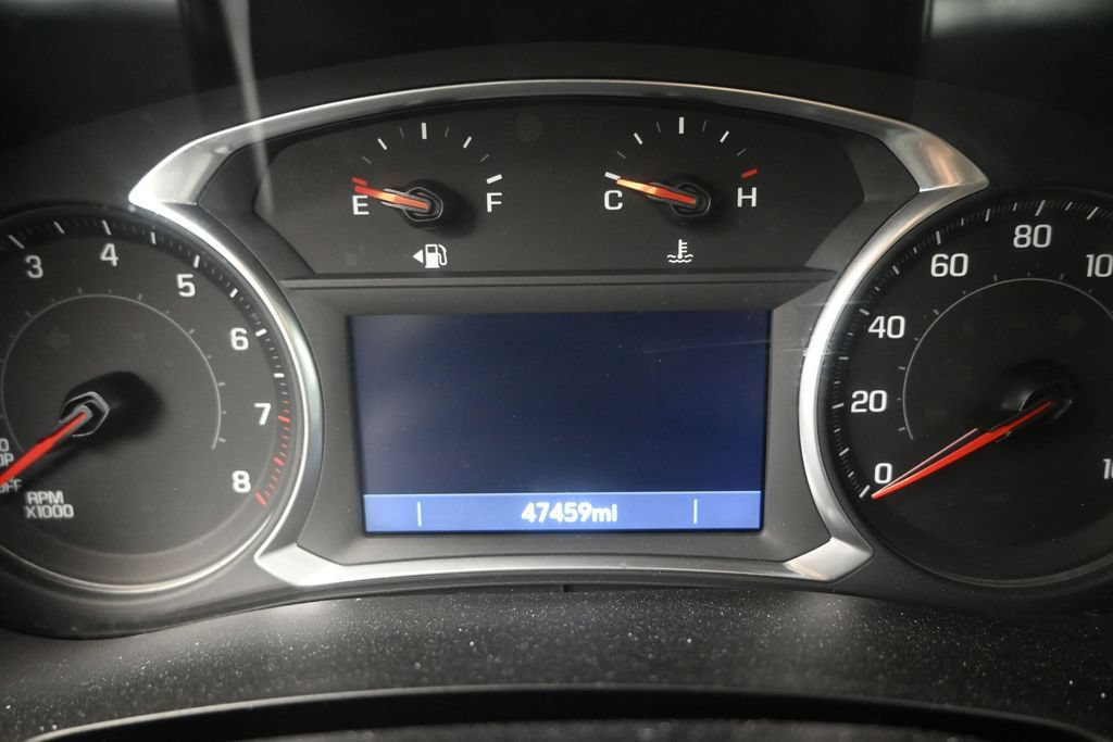 Used 2021 Chevrolet Traverse RS FWD image 13