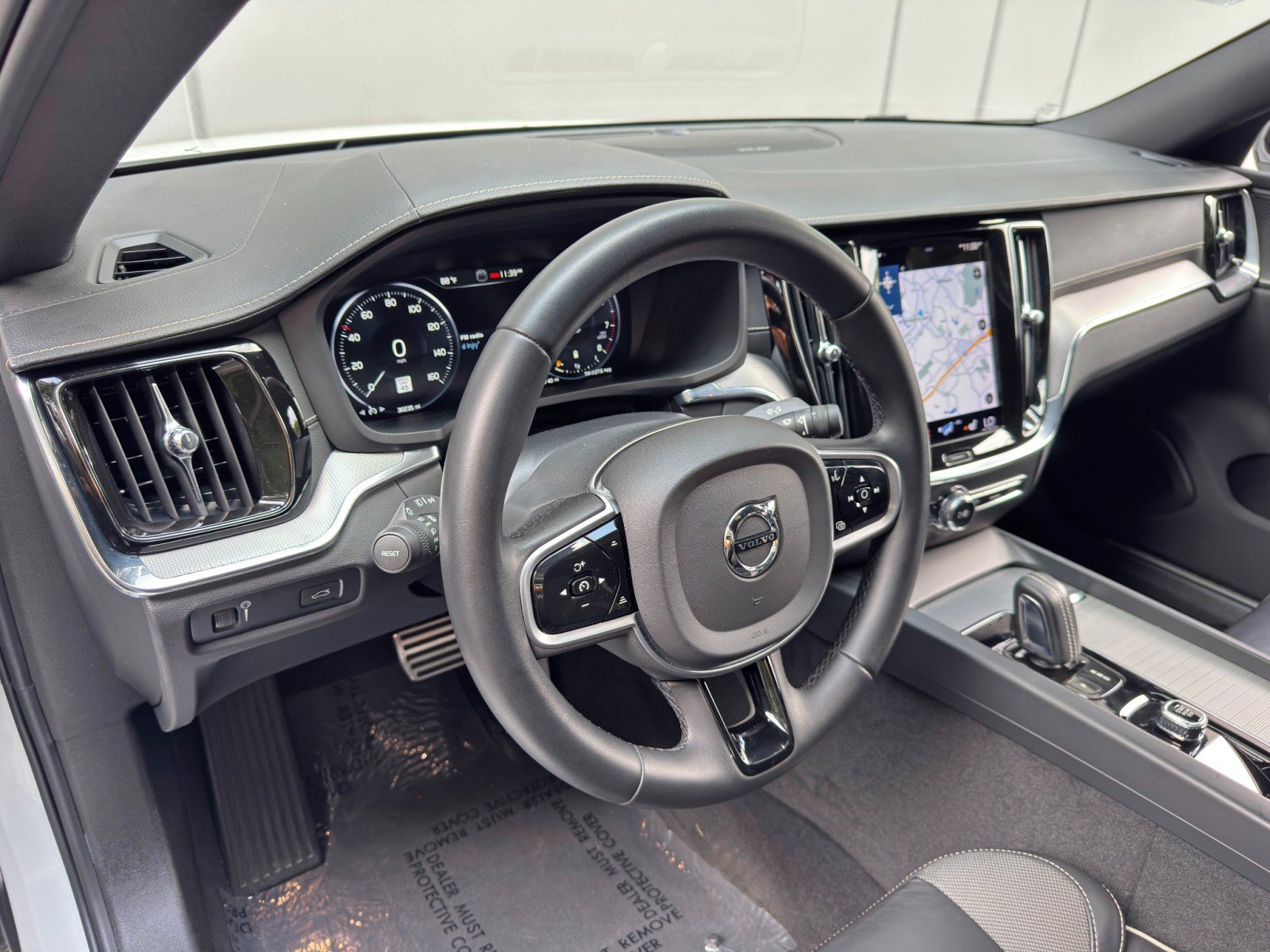 Used 2022 Volvo S60 B5 R-Design w/ Climate Package FWD image 13