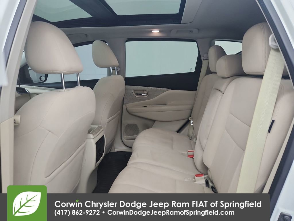 Used 2019 Nissan Murano SV w/ Premium Package image 29
