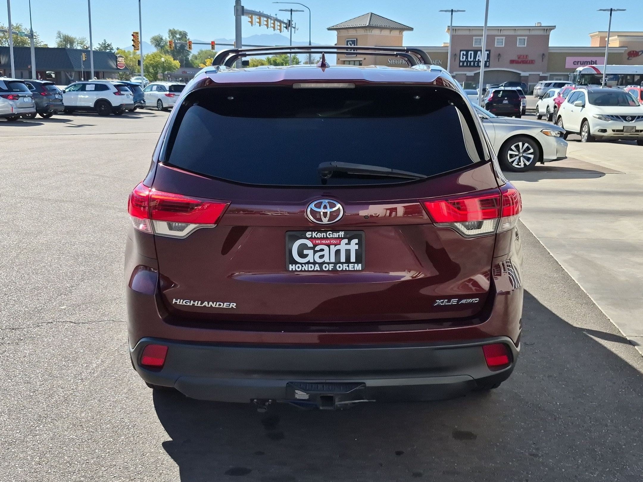 Used 2019 Toyota Highlander XLE AWD/4WD image 7