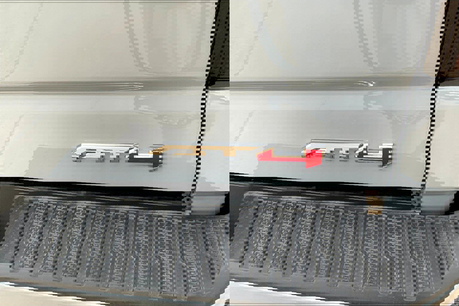 New 2025 GMC Sierra 1500 AT4 w/ AT4 Premium Package image 12