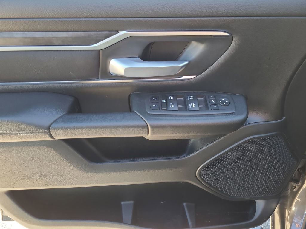Used 2024 RAM 1500 Lone Star image 23