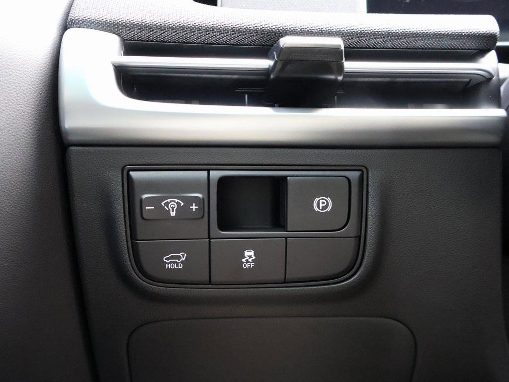 New 2026 Hyundai Tucson Limited image 33