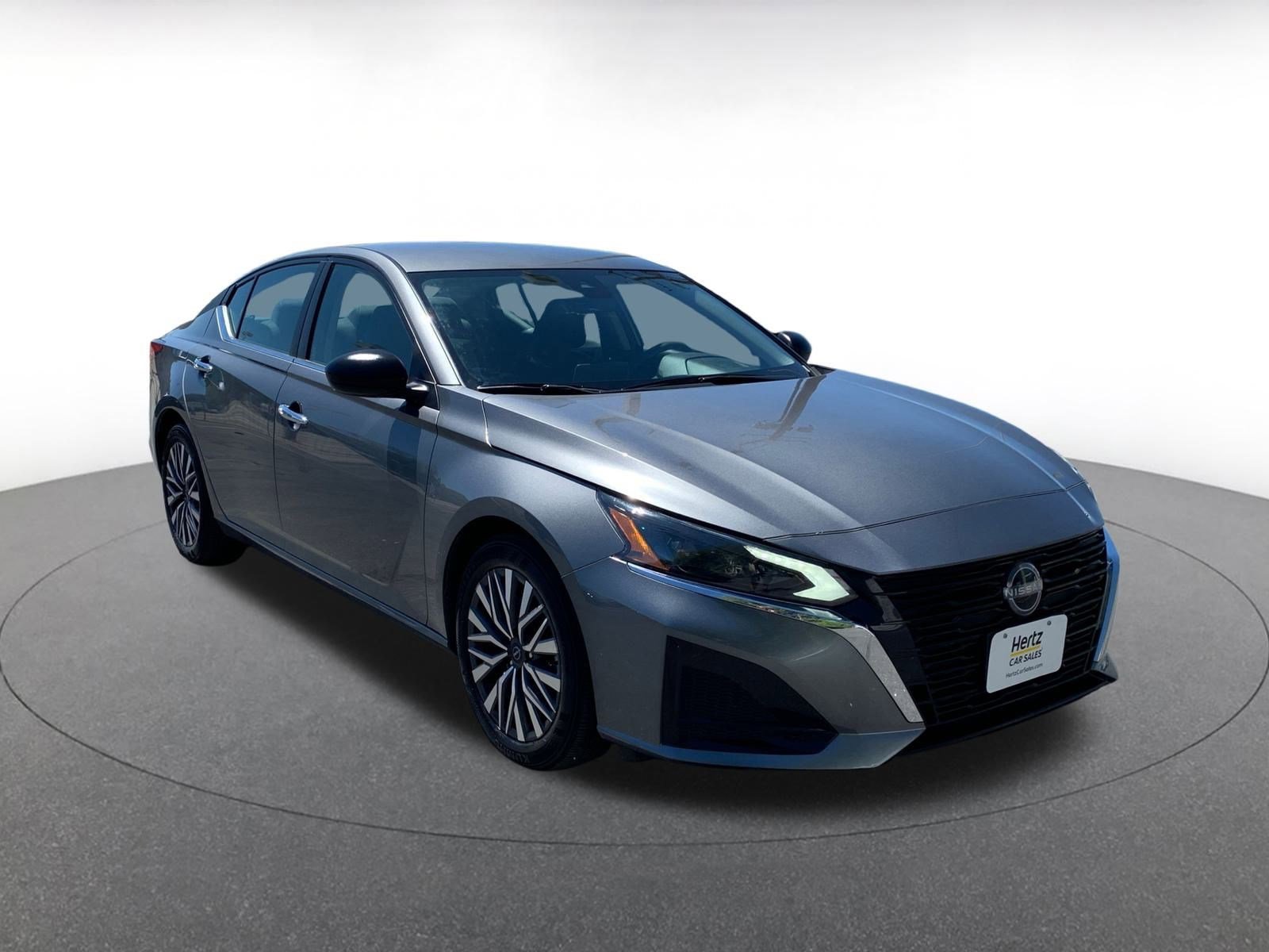 Used 2024 Nissan Altima 2.5 SV