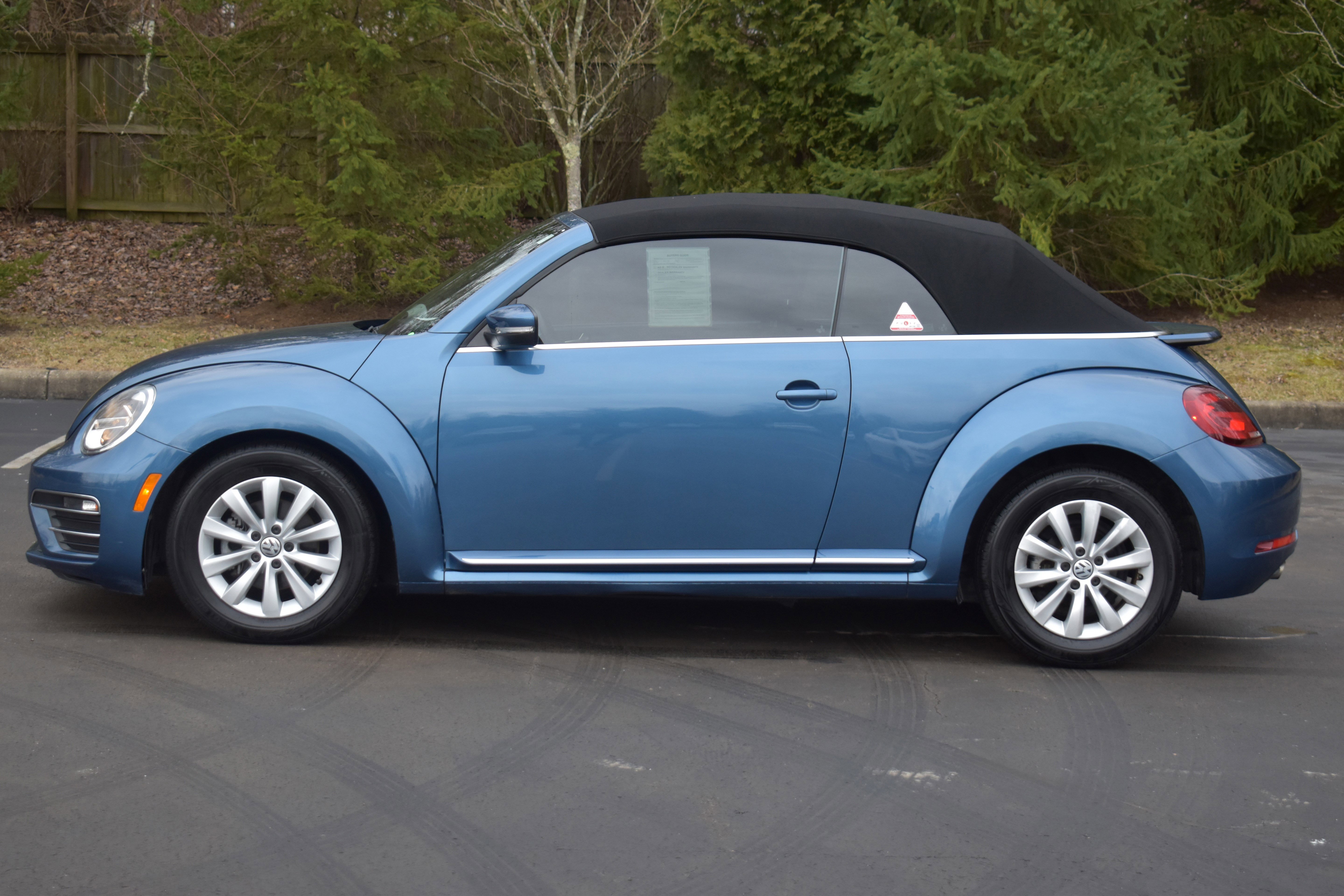 Used 2019 Volkswagen Beetle 2.0T S image 31