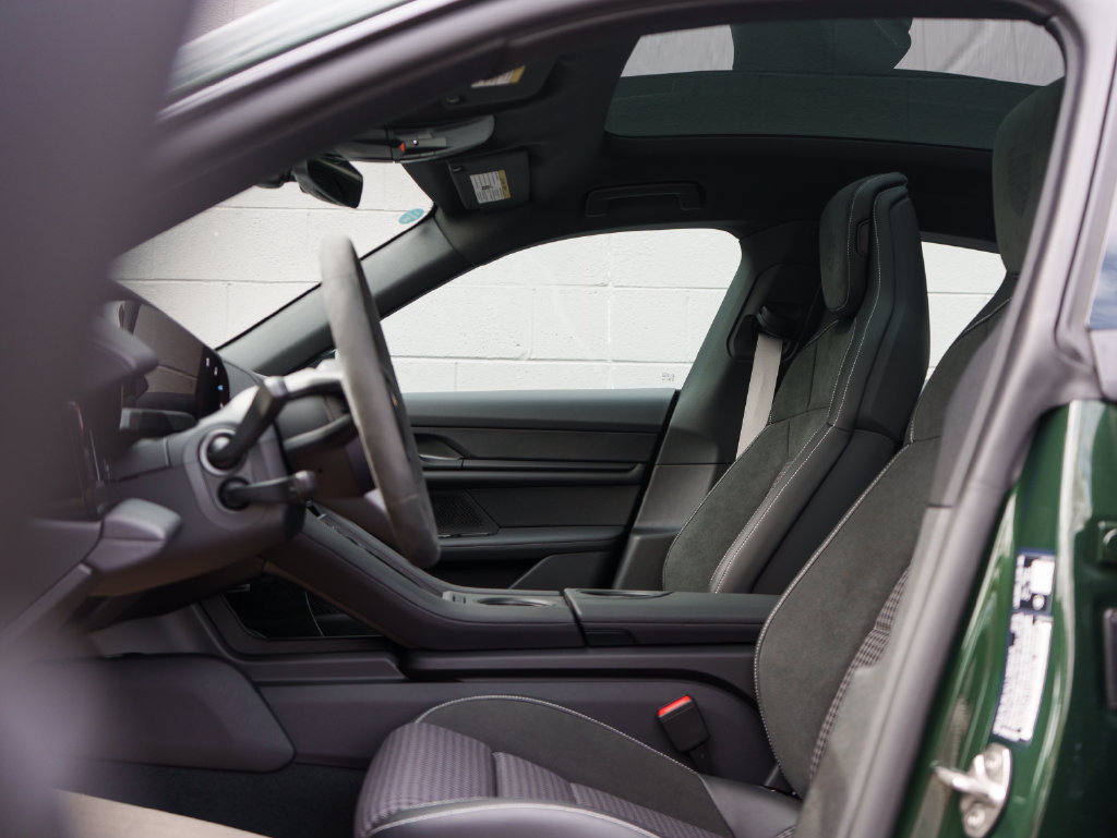 New 2026 Porsche Taycan AWD/4WD image 17