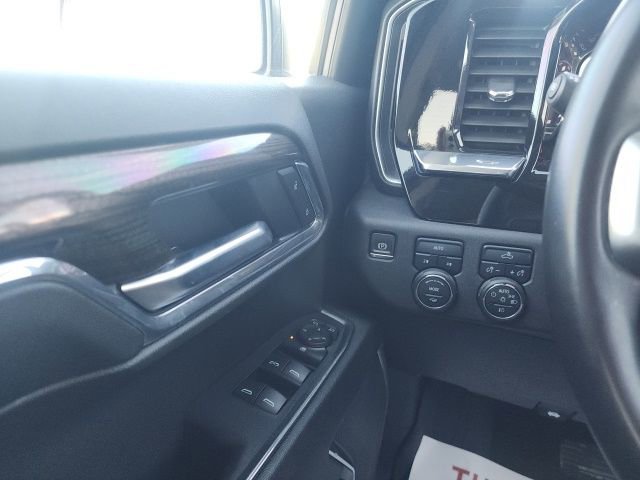 Used 2024 Chevrolet Silverado 1500 RST w/ Redline Edition AWD/4WD image 39