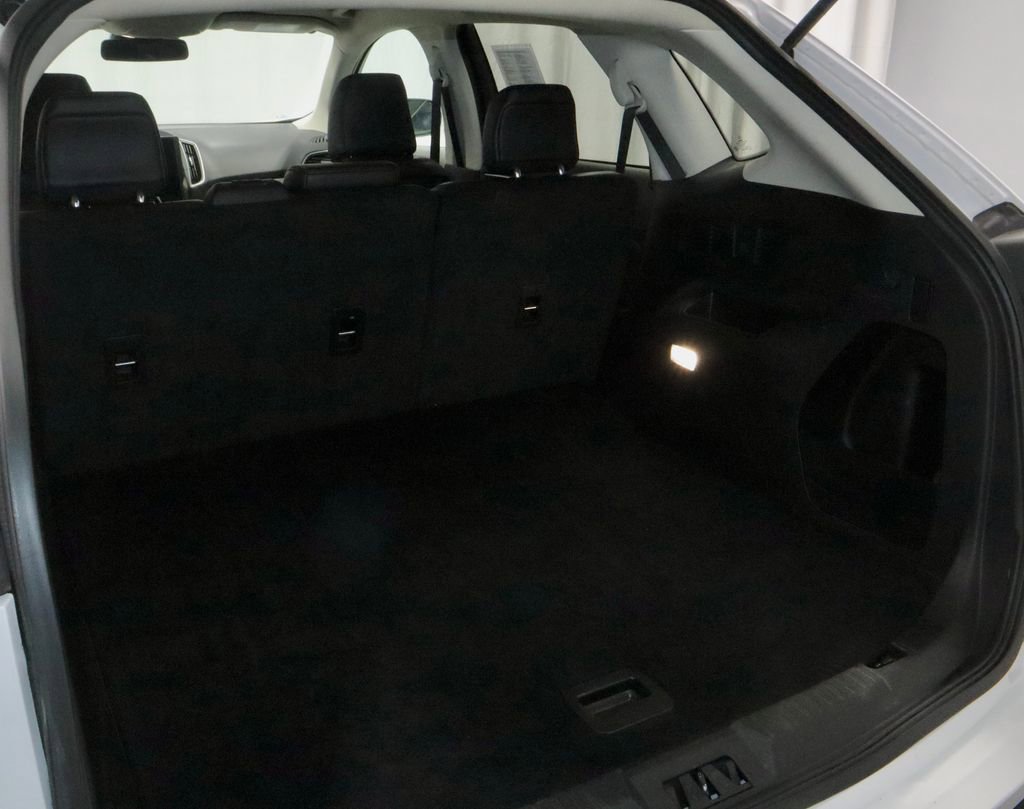 Certified 2024 Ford Edge SEL image 13