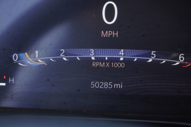 Used 2024 Jeep Grand Cherokee L Limited w/ Black Appearance Package image 35