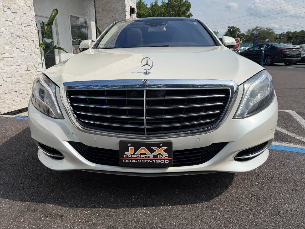 Used 2014 Mercedes-Benz S 550 Sedan image 4