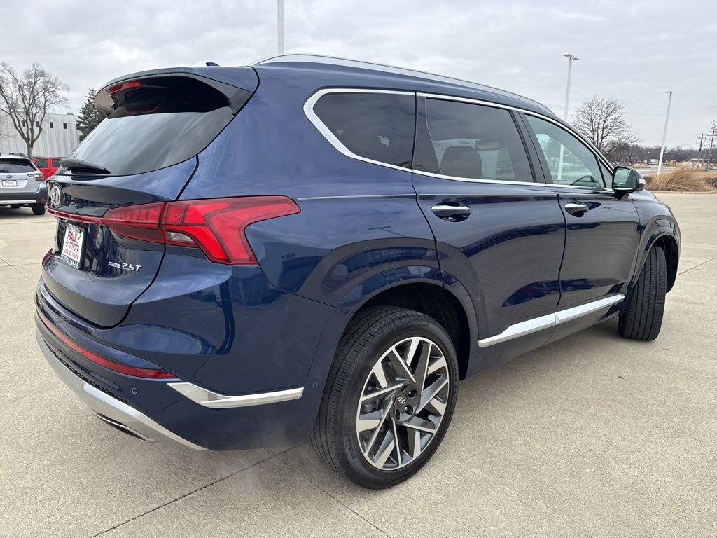 Used 2023 Hyundai Santa Fe Calligraphy w/ Cargo Package image 3