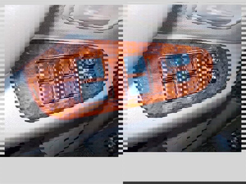 Used 2006 Toyota Tundra Limited image 24