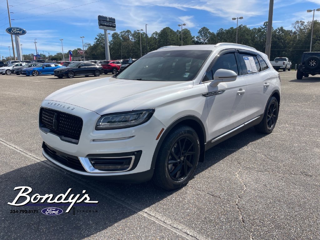 Used 2019 Lincoln Nautilus Select FWD image 3