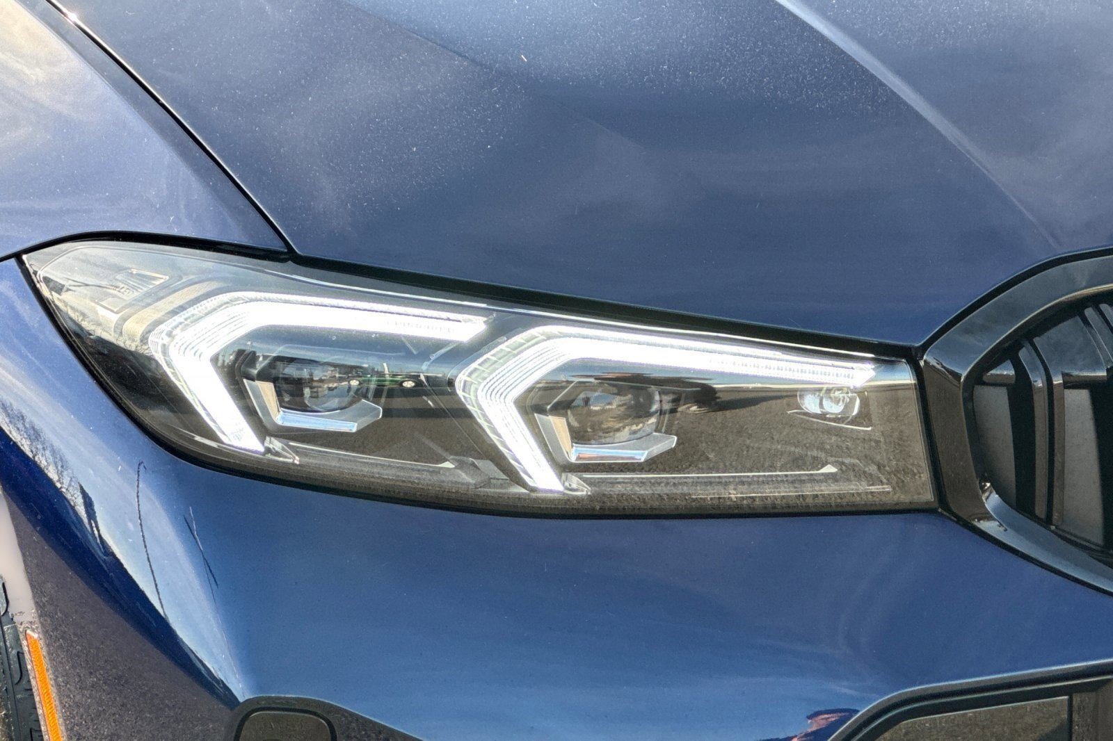 Used 2026 BMW 330i Sedan w/ M Sport Package RWD image 10