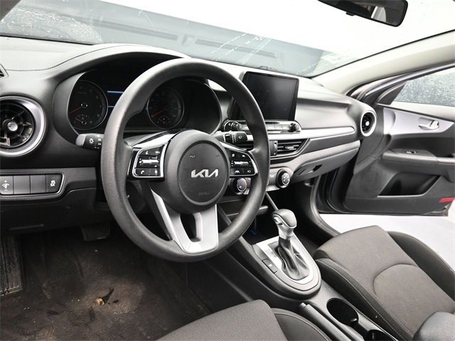 Used 2023 Kia Forte LXS image 11