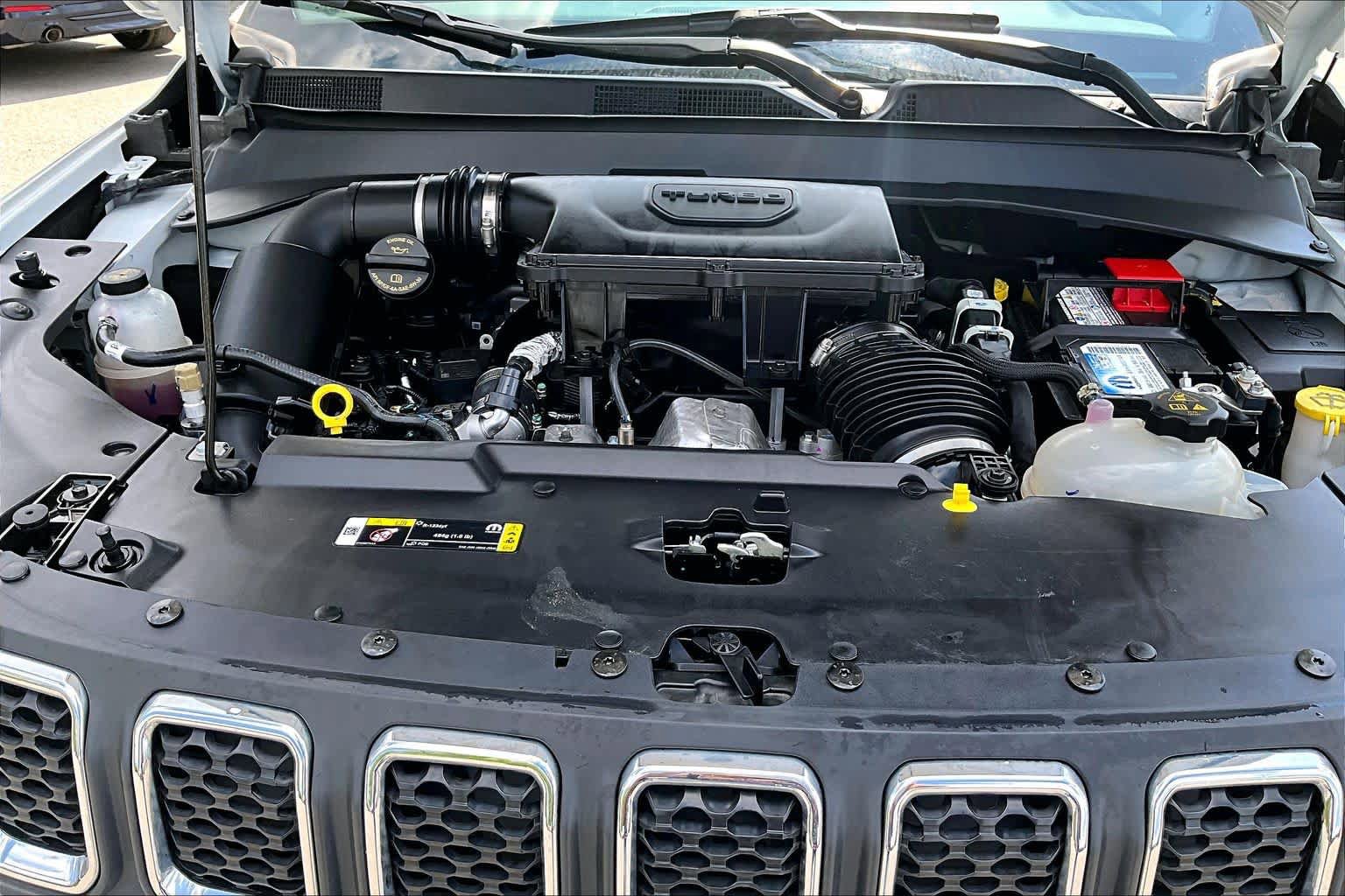 Used 2023 Jeep Compass Latitude w/ Sun and Sound Group image 34