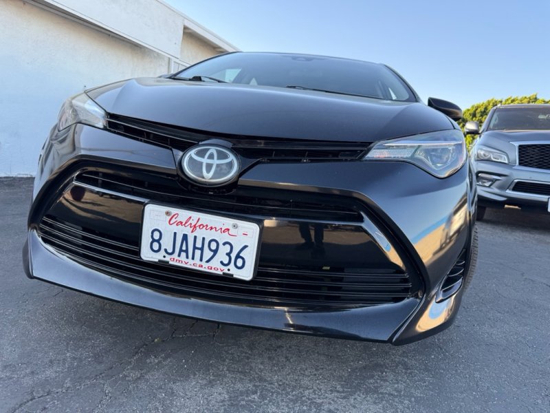 Used 2018 Toyota Corolla LE FWD image 5