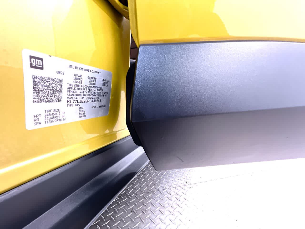 Used 2024 Chevrolet Trax RS w/ Sunroof Package FWD image 41