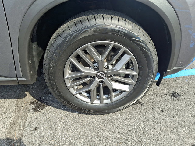 Certified 2023 Nissan Rogue S image 8