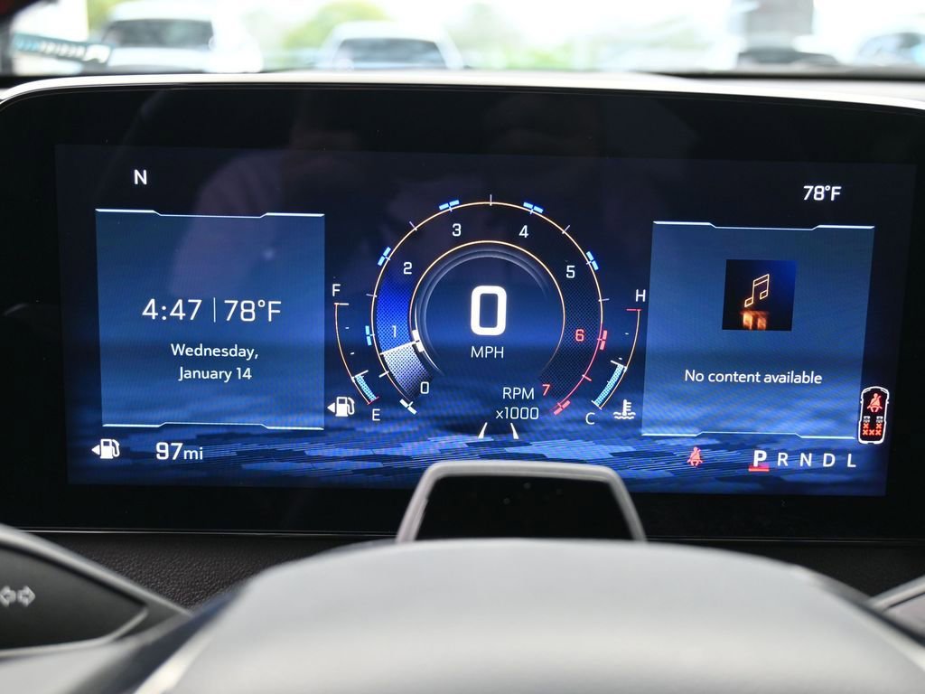 Used 2024 Chevrolet Traverse RS image 39