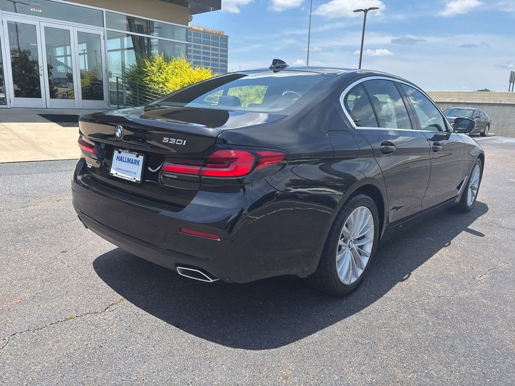 Used 2023 BMW 530i w/ Premium Package RWD image 5