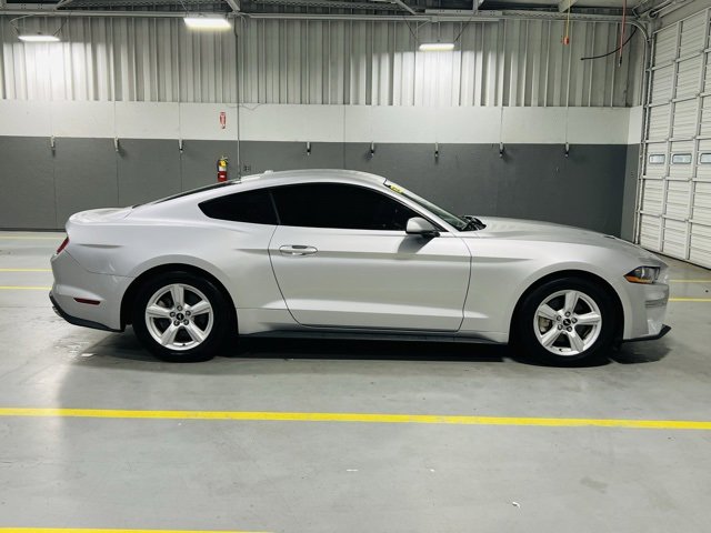 Used 2019 Ford Mustang EcoBoost image 18