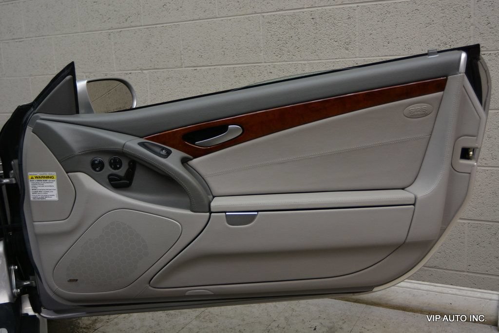 Used 2004 Mercedes-Benz SL 500 image 12