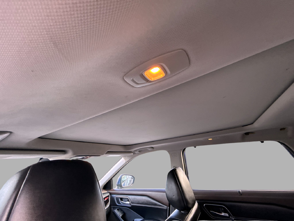 Used 2021 Nissan Rogue SV w/ Premium Package AWD/4WD image 15