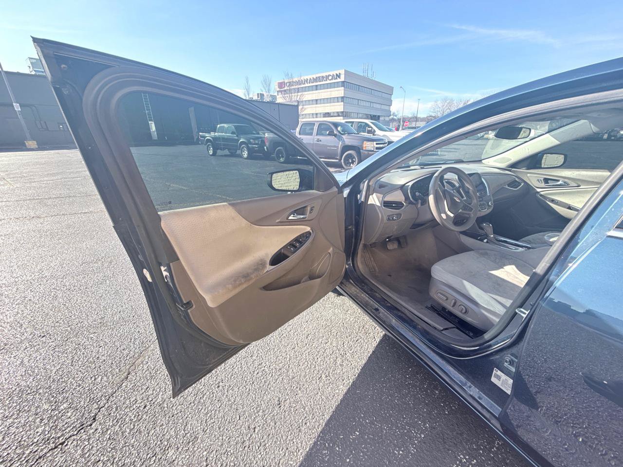 Used 2020 Chevrolet Malibu LT FWD image 9
