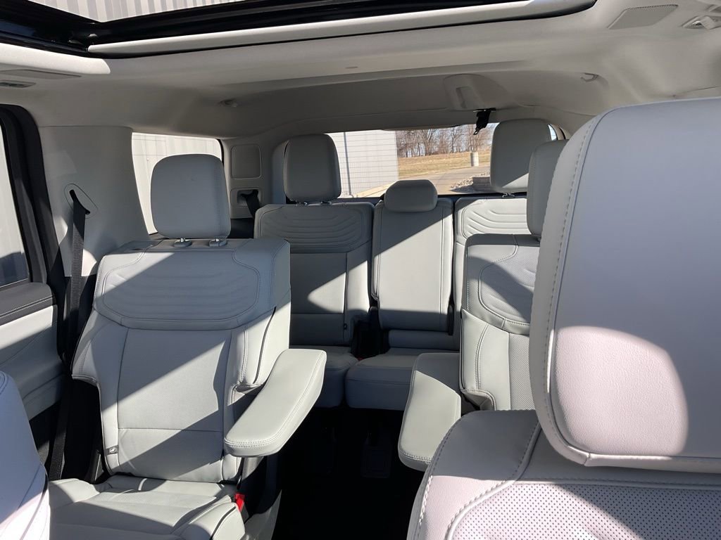 New 2026 Ford Expedition Platinum w/ Platinum Ultimate Package image 22