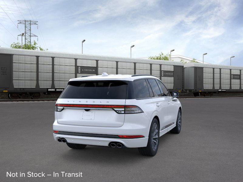 New 2025 Lincoln Aviator AWD w/ Jet Appearance Package image 8