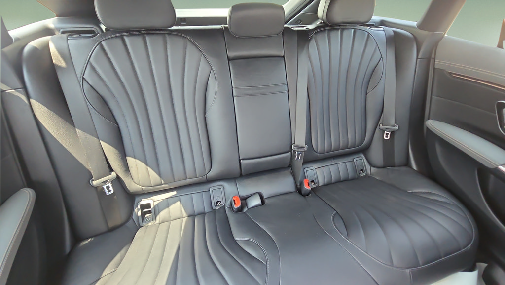 Used 2022 Mercedes-Benz EQS 450+ Sedan image 10