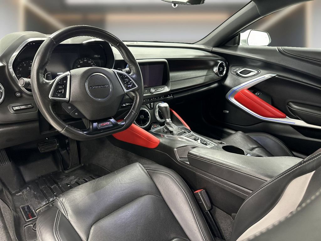 Used 2018 Chevrolet Camaro SS RWD image 12