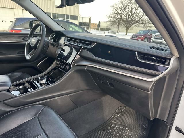 Used 2022 Jeep Grand Cherokee Limited 4xe w/ Luxury Tech Group II image 18