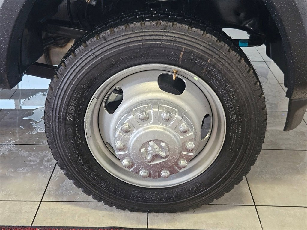 New 2026 RAM 5500 Tradesman w/ Chrome Appearance Group image 38