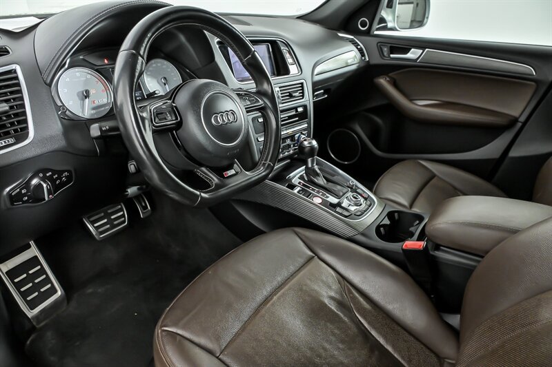 Used 2017 Audi SQ5 Premium Plus AWD/4WD image 17