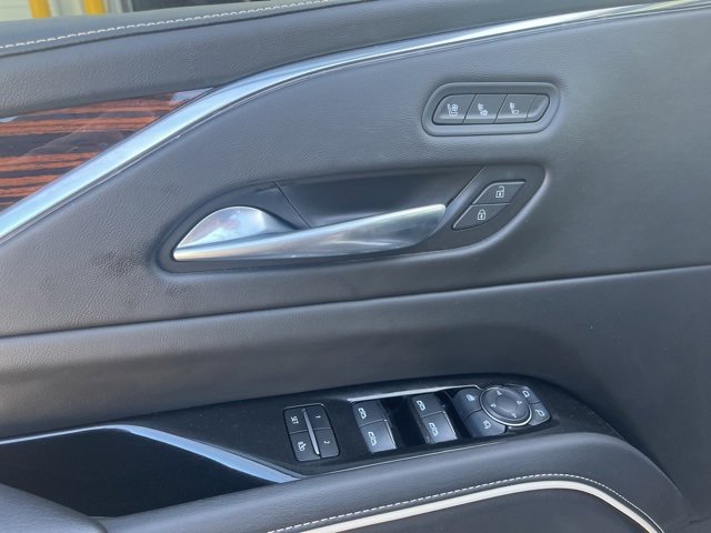 Used 2021 Cadillac Escalade ESV Premium Luxury image 11