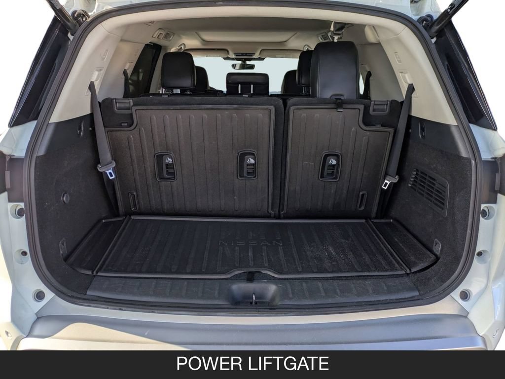 Used 2023 Nissan Pathfinder Platinum w/ Cargo Package AWD/4WD image 20