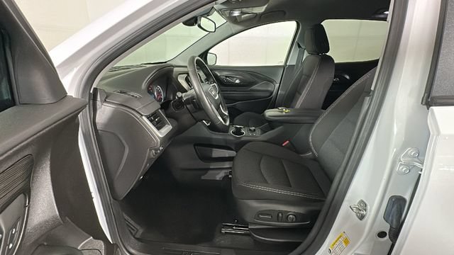 Used 2024 GMC Terrain SLE w/ Driver Convenience Package AWD/4WD image 11