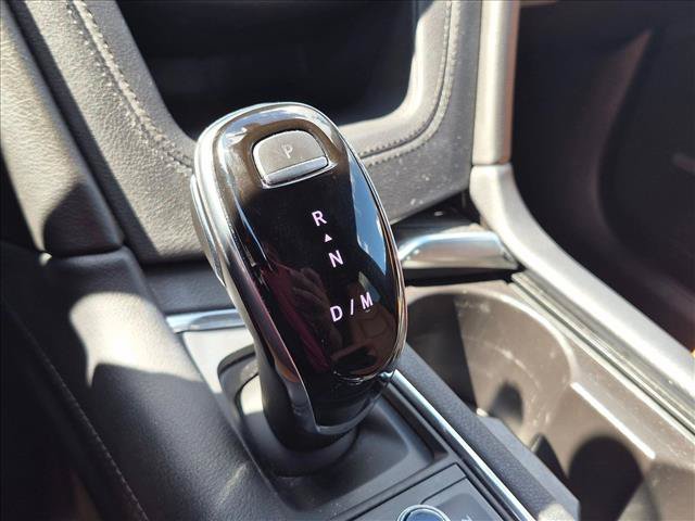 Used 2020 Cadillac XT5 Premium Luxury w/ LPO, Illumination Package FWD image 15