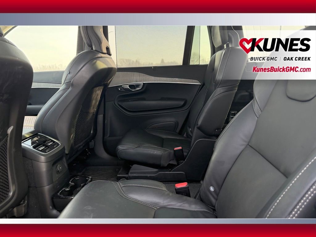Used 2025 Volvo XC90 T8 Ultra w/ Protection Package Premier AWD/4WD image 8