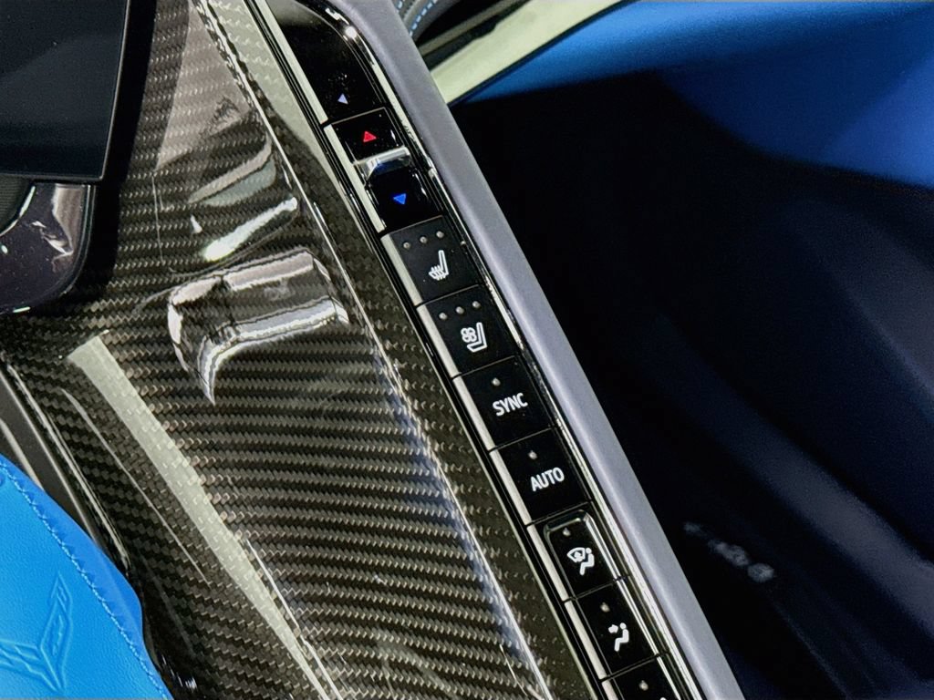 Used 2024 Chevrolet Corvette Z06 w/ Z07 Performance Package RWD image 21