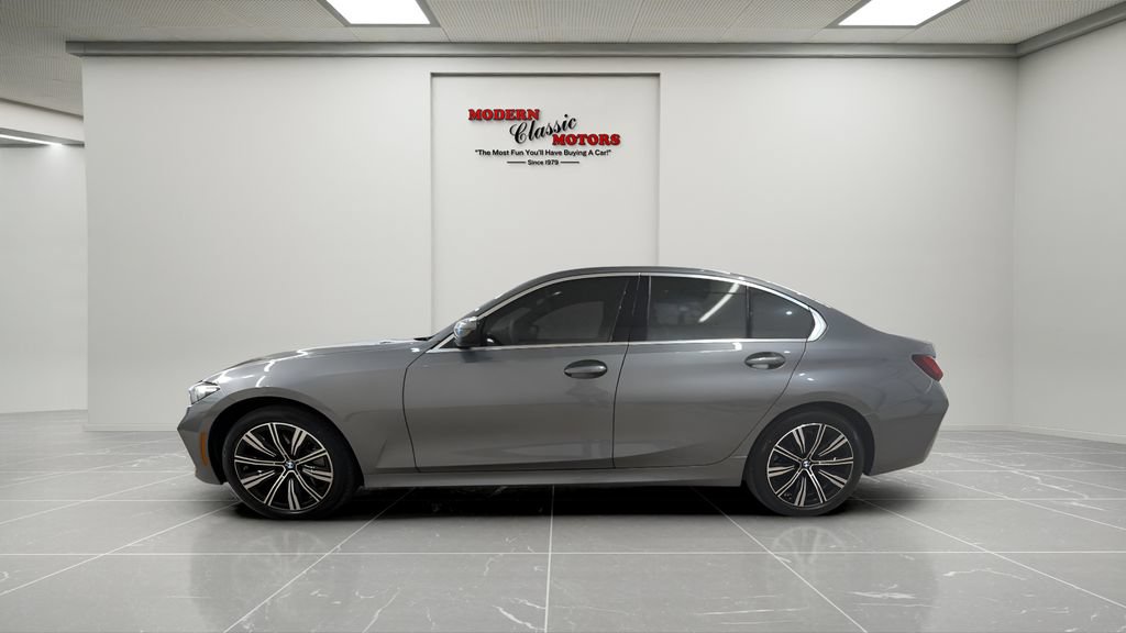Used 2025 BMW 330i xDrive Sedan AWD/4WD image 2