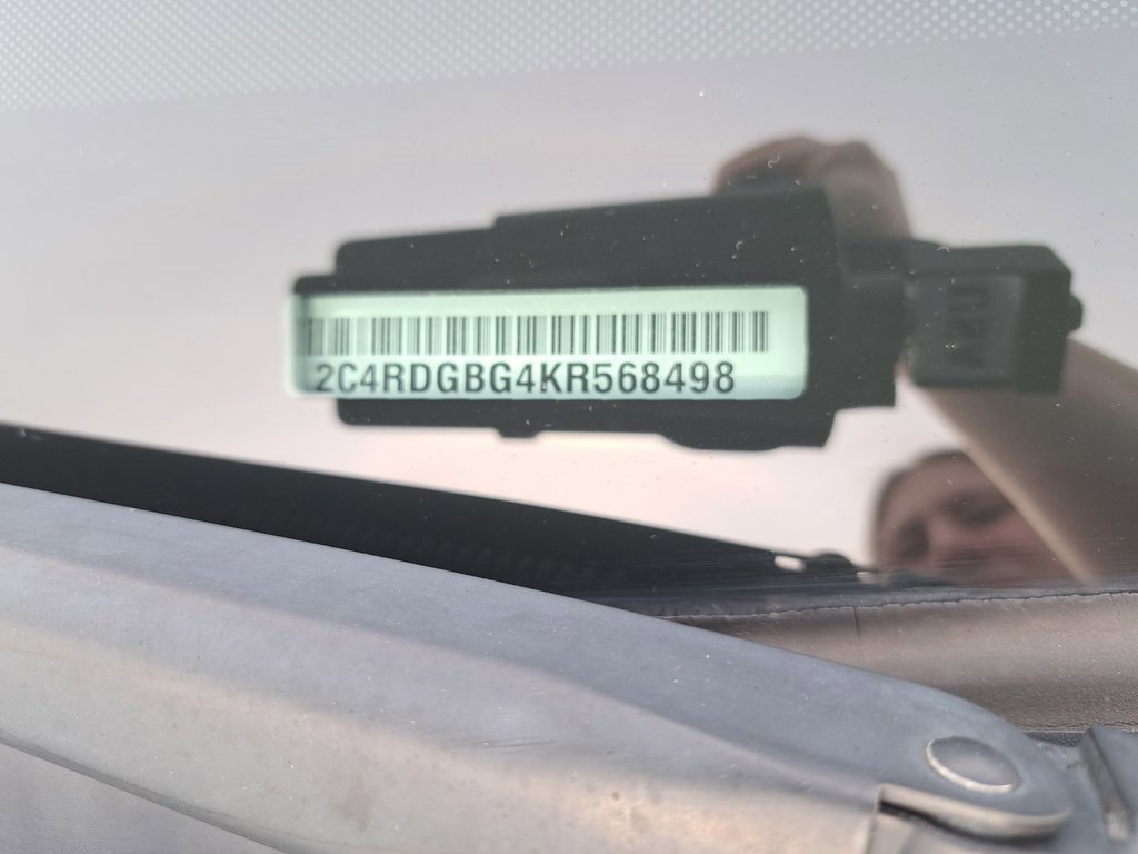 Used 2019 Dodge Grand Caravan SE image 34