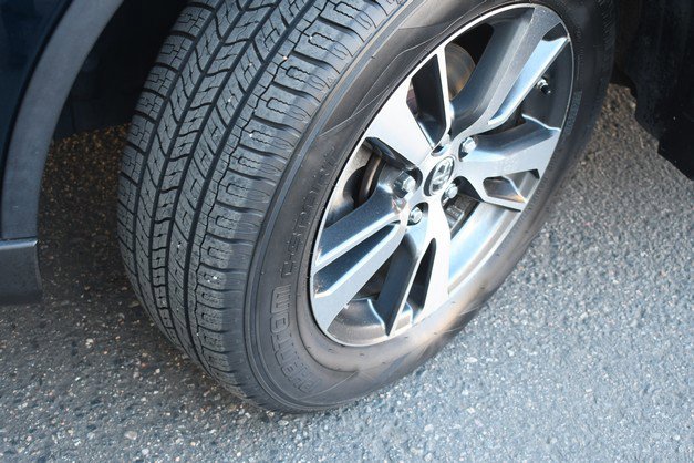 Used 2017 Toyota RAV4 XLE w/ Carpet Mat Package image 11