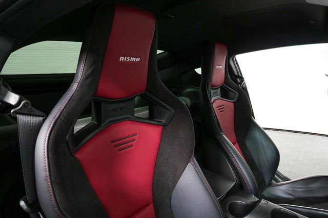 Used 2025 Nissan Z NISMO w/ Floor Mat Package image 18